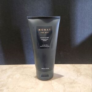 Monat For Men Essential Face Wash NETTOYANT Facial Essentiel.